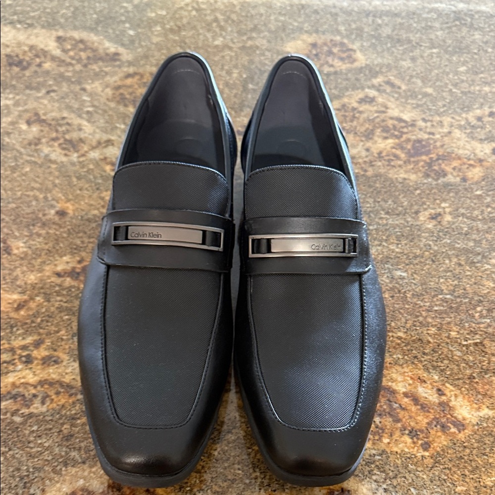 Calvin Klein Elegant Black Loafers for Men